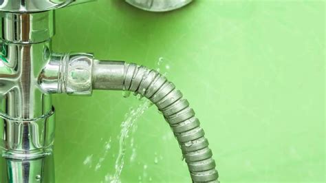 How to Troubleshoot a Leaky Shower